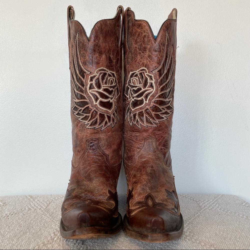 Corral Brown Embroidered Heeled Boots